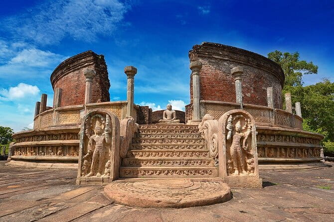 Polonnaruwa Ancient City Private Day Tour (Hidden Gems) - Hindu architecture and two very different stupas