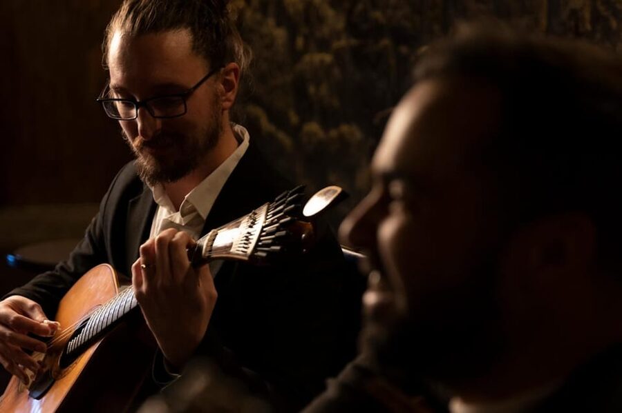 Porto: An Intimate Fado Show in a Historical Tavern - Practical advice for a better evening