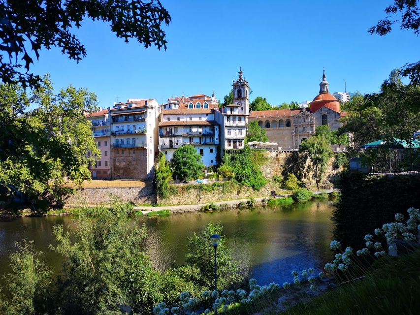 Porto: Douro Valley History & Wine Tour with Cruise & Lunch - Is $104 good value?