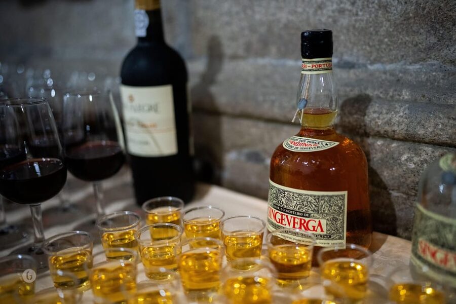 “Porto: Fado Show with Guided Tour in a Historic Monastery” - Port wine and Singeverga liqueur
