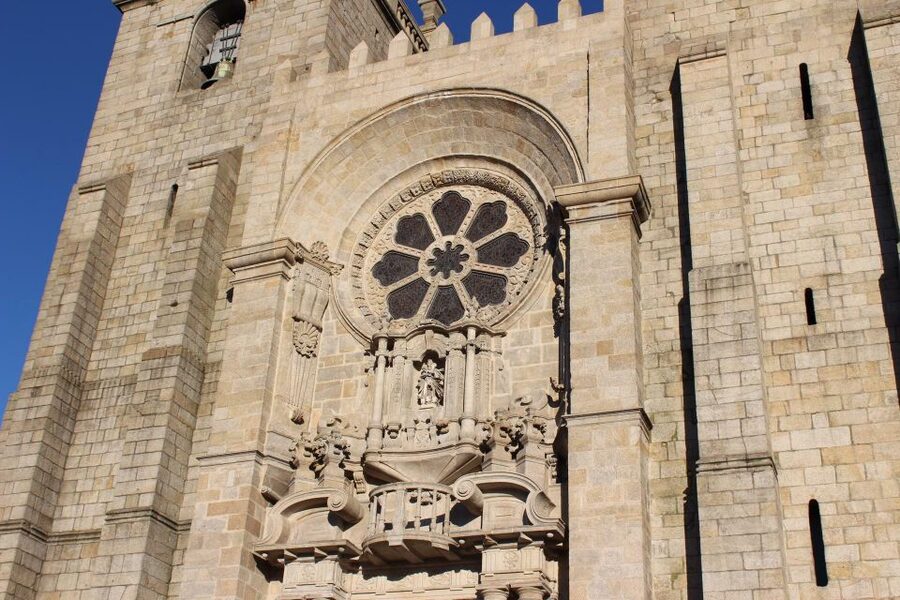 Porto: Historic City Center Walking Tour - The guides make the biggest difference