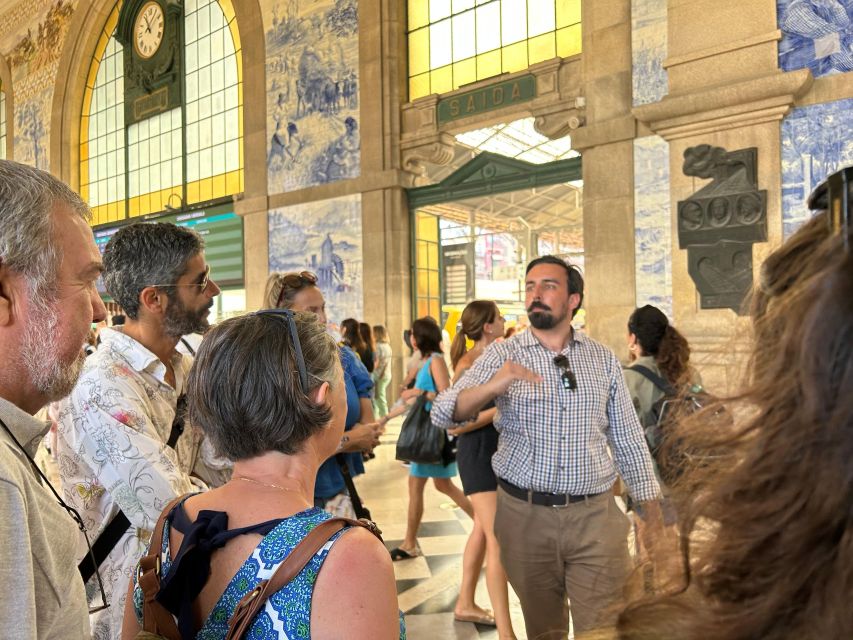 PORTO: Historical Walking Tour - Starting near Rua de Mouzinho da Silveira
