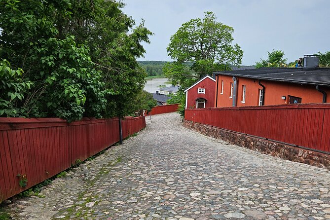 Porvoo Old Town&Riverside Heritage Guided Tour from Helsinki - Old Town Square and Finland’s oldest town hall