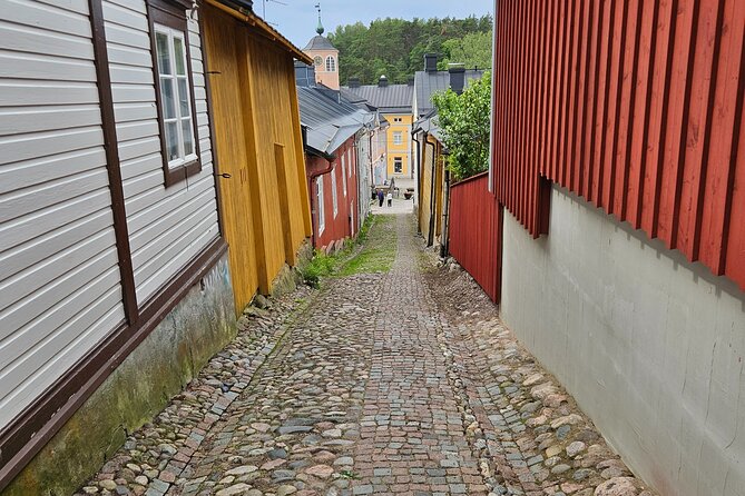 Porvoo Old Town&Riverside Heritage Guided Tour from Helsinki - Seventy minutes to eat, shop, and wander
