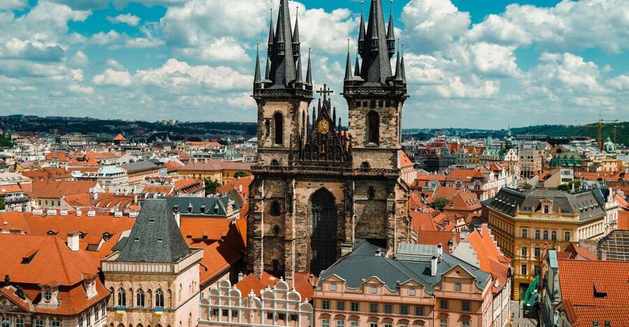 Prague: Top Sights and Historic Center Introduction Tour - Who should book this Prague walk?