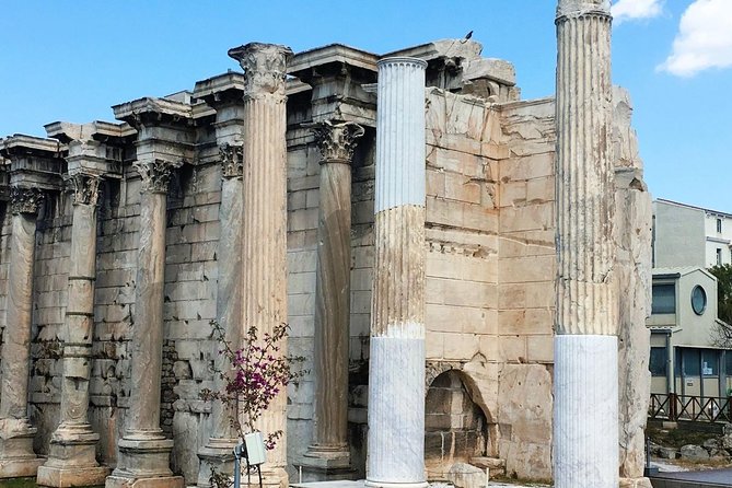 Private Athens Walk: Ruins, Markets & Local Stories - How the private format affects the experience
