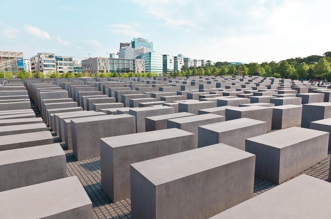 Private Berlin WWII and Cold War History Tour with Local Expert Guide - Starting on Oranienburger Strasse