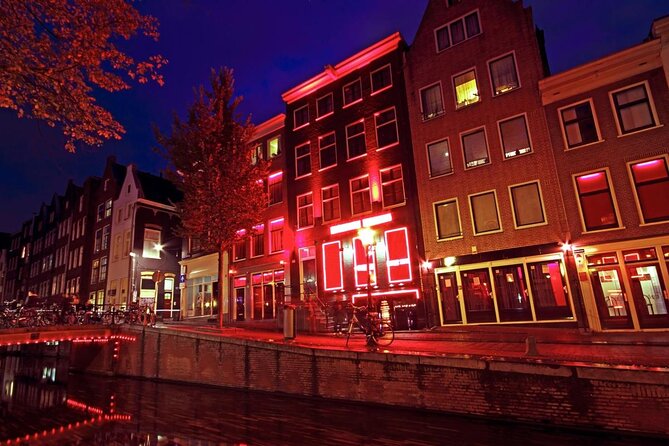 Private Boat Tour Amsterdam - 90 Min incl. welcome drink on historic saloon boat - Key points to know before you book