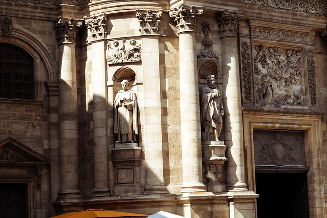 Private Bordeaux History Tour with a glass of Bordeaux wine. - Passage Sarget and Place du Chapelet