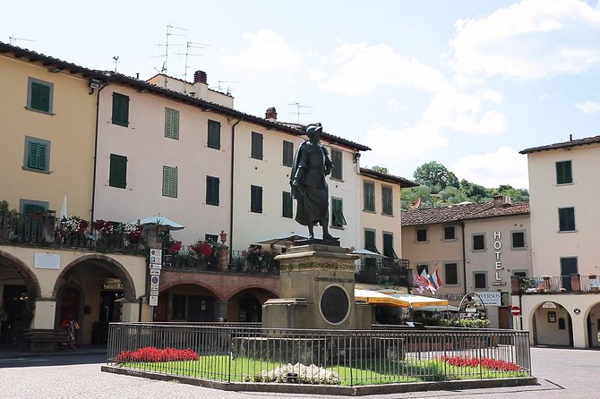 Private Chianti Classico Tour with wine and food tasting in a Historic Estate - Four Hours: Enough for a Taste, Not a Full Day