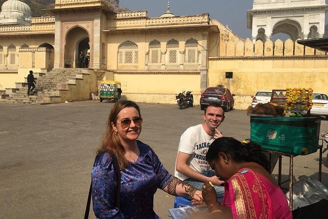 Private Full-Day Sightseeing Tour of Jaipur’s Heritage by Car - Jal Mahal: a brief lake-side pause