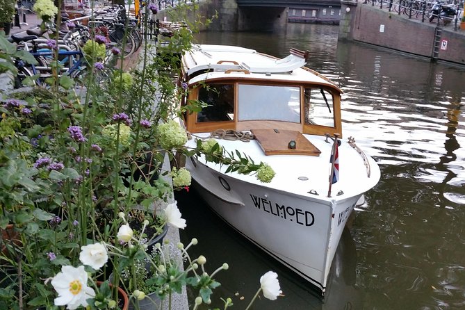 Private Guided Historic Amsterdam Canal Cruise in a Salon Boat - Why a salon boat is a smart way to see Amsterdam