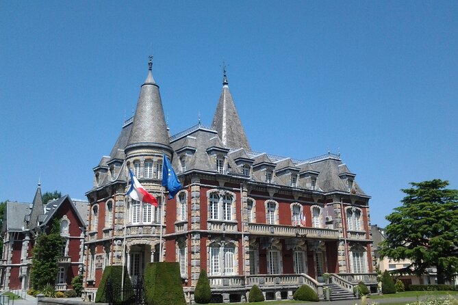 Private Guided History tour of Lourdes - Walking, weather, and timing