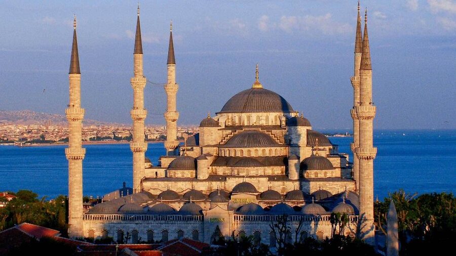 Private Historic Istanbul Half-Day Sightseeing Tour - What the Guides Add