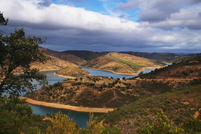 Private jeep safari with historical highlights of Silves town - Arade Dam and the Rural Side of the Algarve