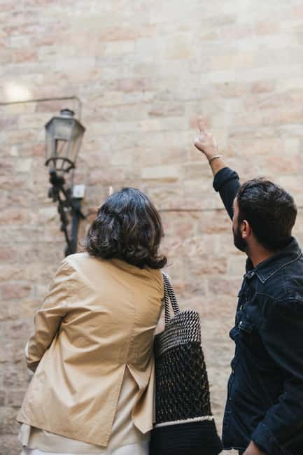 Private Jewish Heritage Journey by Barcelona Dreaming - Plaça de Sant Jaume and the Shape of the Medieval Call