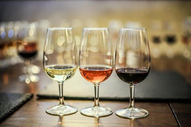 Private Lisbon-Arrábida Wine Tour: 3 Wineries, Coast & Heritage - Why This Setúbal Day Trip Works So Well