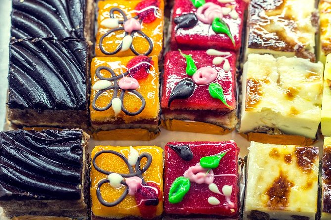 Private: Madrid Historic Centre Food Tour with 10+ Authentic - Puerta del Sol and the city’s Kilometer 0