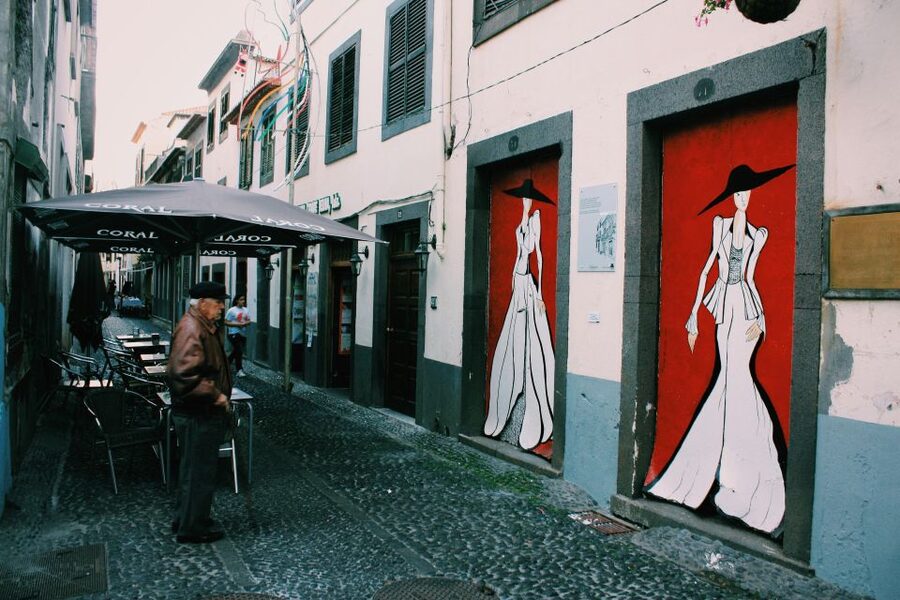 Private Tour:Historical Old Town 1-Hour Tour by Tuk Tuk - São Pedro gives the ride a second perspective