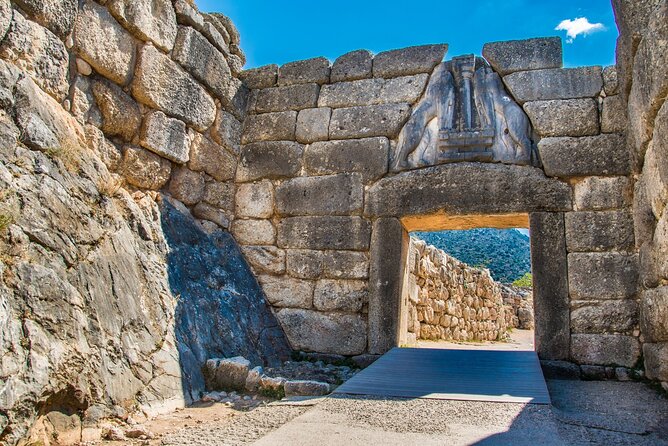 Private Tour of Ancient Corinth, Mycenae and Nafplio - The Corinth Canal and the first look at the Peloponnese