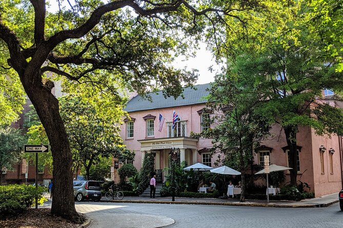 Private Tour of Savannah's Historic/Victorian Districts & Bonaventure Cemetery - What $175 per person really buys
