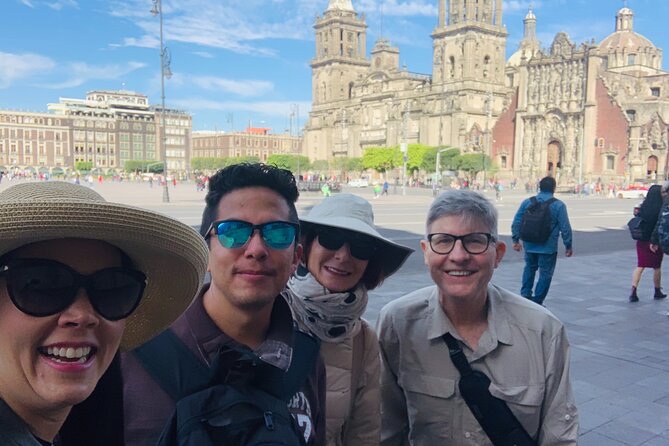Private Walking Tour Gems of the Historic Center of Mexico City - Casa de los Azulejos and San Francisco