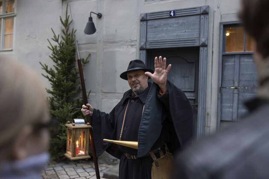 Quedlinburg: Historical Old Town Evening Walking Tour - Following the night watchmen’s rounds
