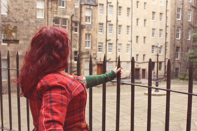 Rebel!Rebel! Jacobite Tour - Outlander's Scotland - Greyfriars kirkyard and the stories beneath the stones