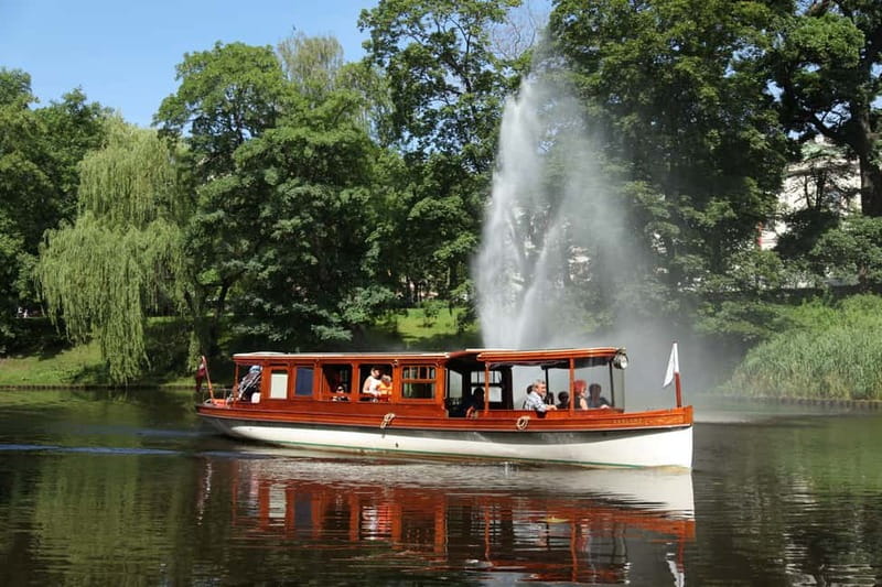 Riga: Canal & Daugava Cruise on a Historic Wooden Boat - Starting Beside the Freedom Monument