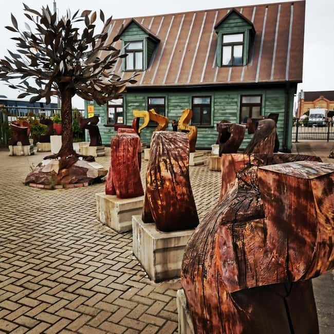 Riga: Jewish History and Heritage Tour - Riga Ghetto Museum and the surviving neighborhood