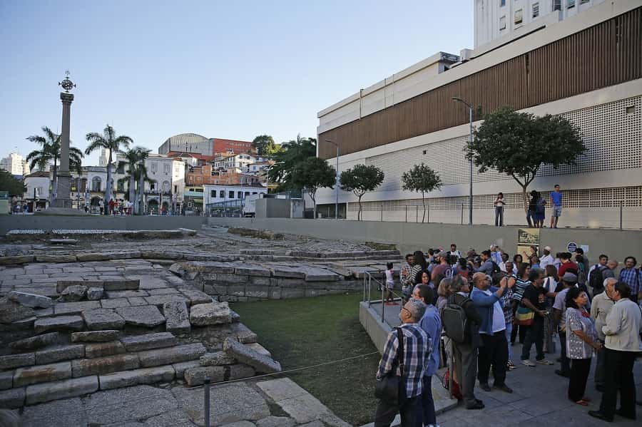 Rio: Olympic Boulevard, Museum of Tomorrow & History Tour - Starting at Valongo Wharf