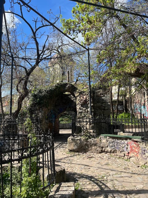 Roma Culture, Realities and Slavery History, Walking tour - What the $30 price really buys you
