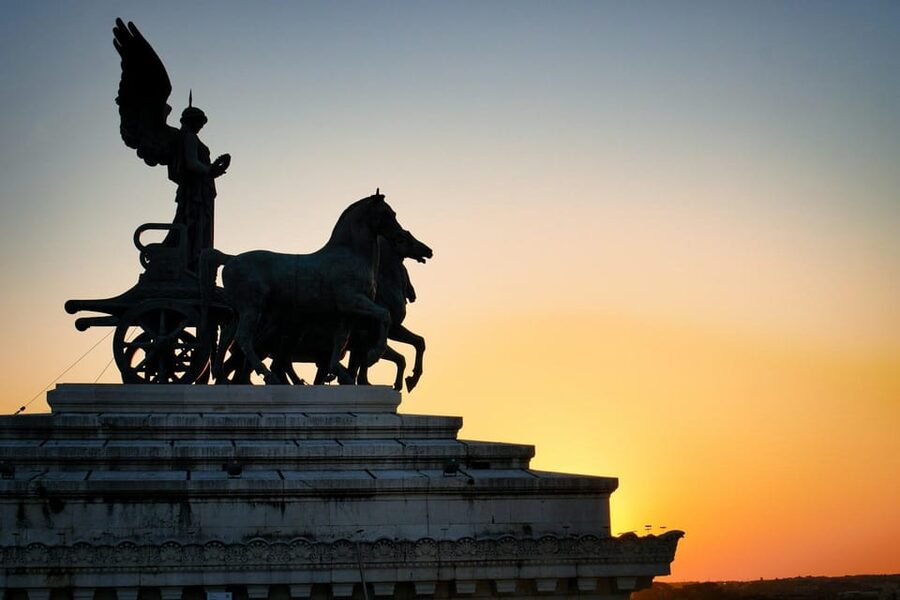 Rome: Ancient Rome Night Tour - Why ancient Rome works so well after dark