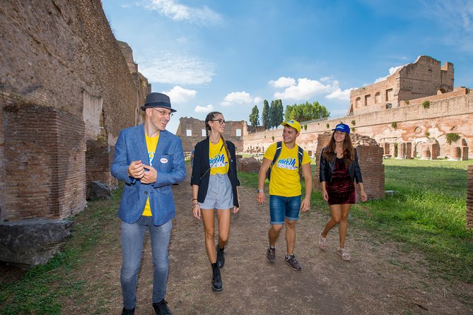 Rome: Colosseum Arena, Roman Forum & Palatine Hill Tour - Reading the Roman Forum as a living city