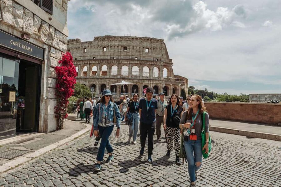 Rome: Colosseum, Vatican Museums & Historic Center in a Day - The lunch break is useful, but keep it practical