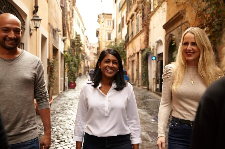 Rome: Food Tour of the Historic Center with Rooftop Spritz - Fried Cod and Wine in Centro Storico