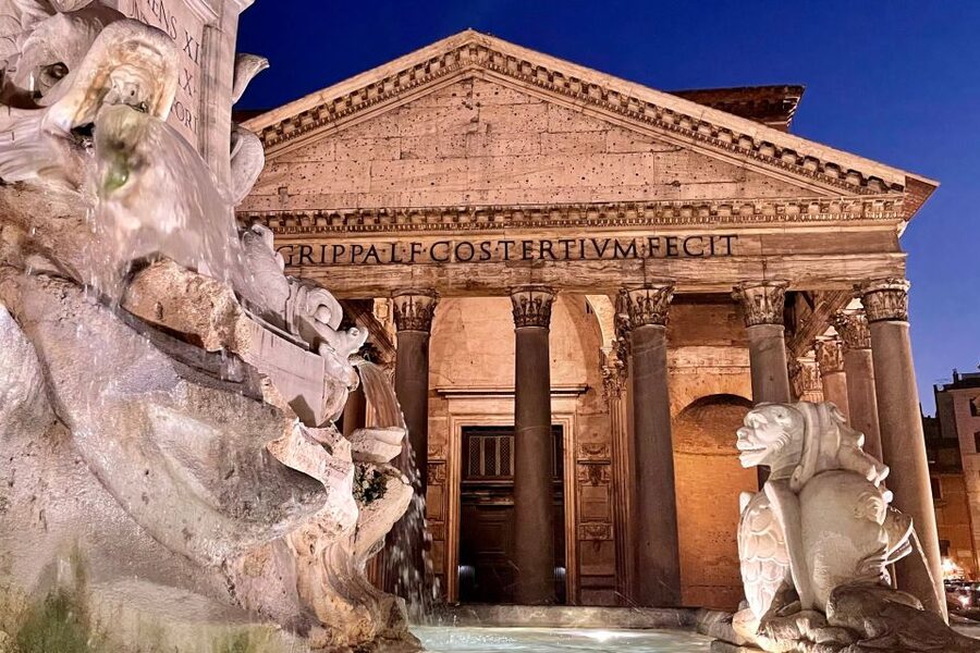Rome: Rome at Night Evening Historical Walking Tour - Why Rome after dark works so well