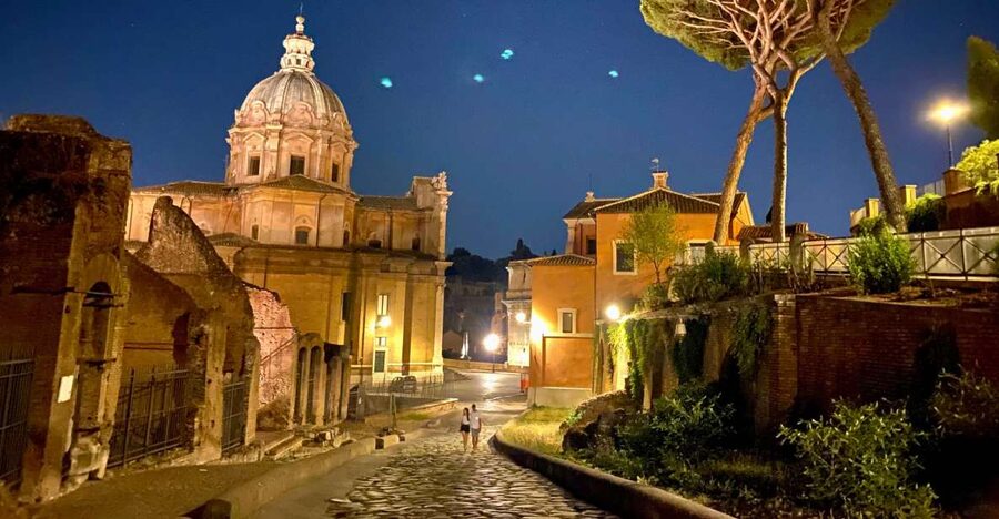 Rome: Wonders of Ancient Rome at Dusk - Key points at a glance