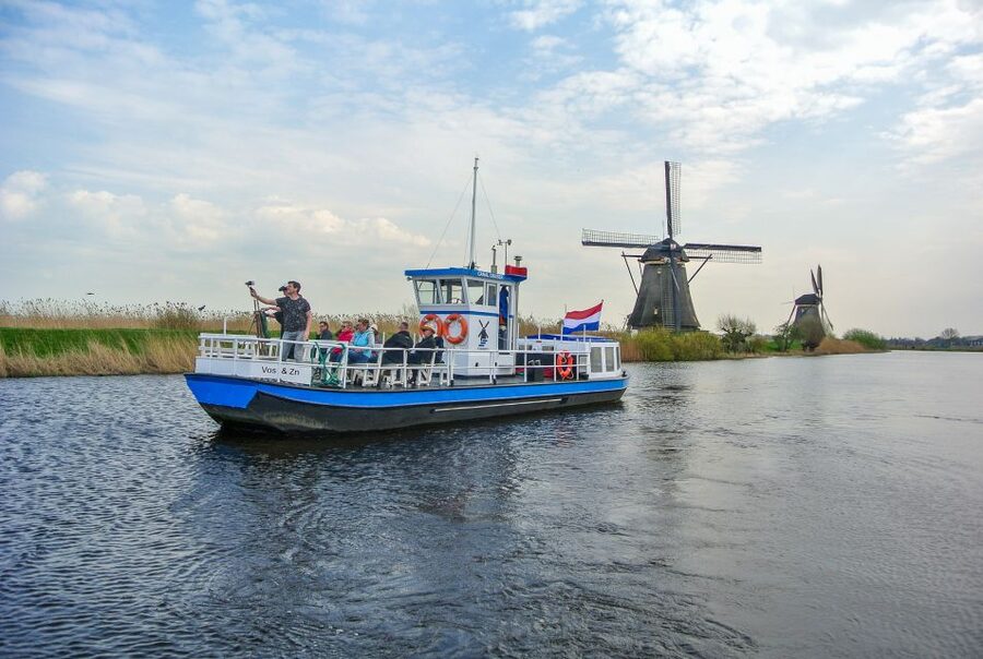 Rotterdam: Kinderdijk UNESCO World Heritage Entry Ticket - The boat ride: the best view of the full site