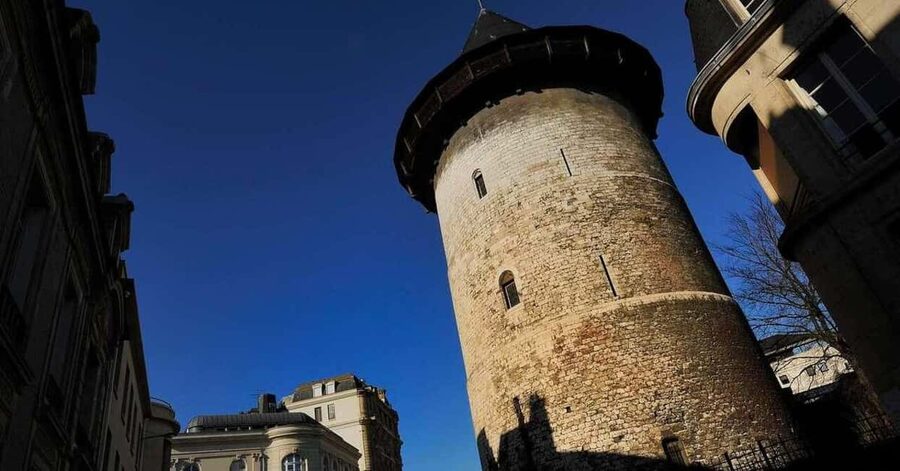 Rouen: Historic Guided Tour of the Old Town - Is $33 good value for 150 minutes?