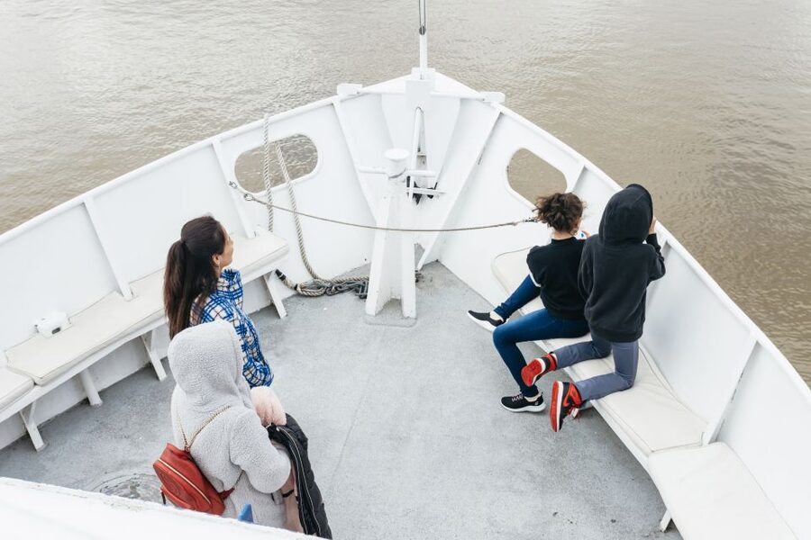 Sacramento: City Cruises River Cruise with History Guide - Choosing between the upper deck and lower seating