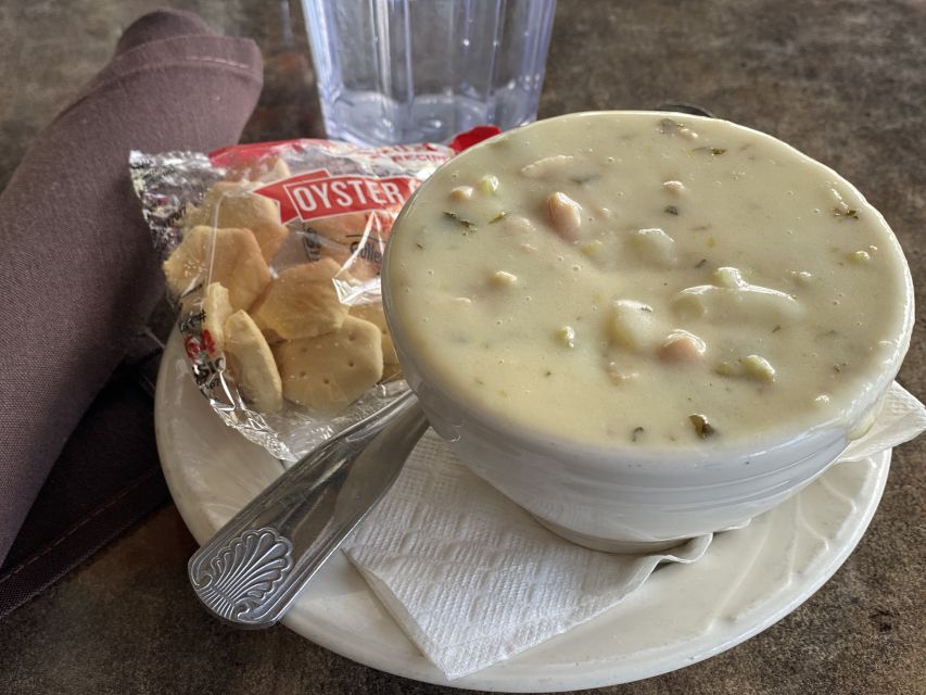 Sacramento: Historical Old Town and Food Walking Tour - Who should book this experience?