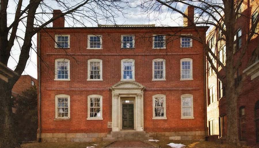 Salem 101 General History Tour - Starting inside Salem’s 1805 Custom House