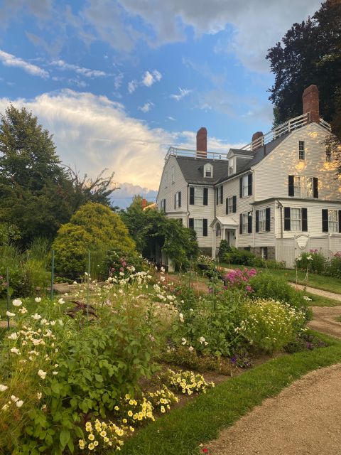 Salem, MA: History and Hauntings Guided Walking Tour - Why this Salem walking tour works