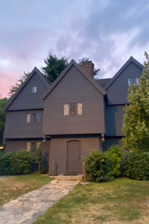Salem, MA: History and Hauntings Guided Walking Tour - The McIntire Historic District and 300 years of architecture