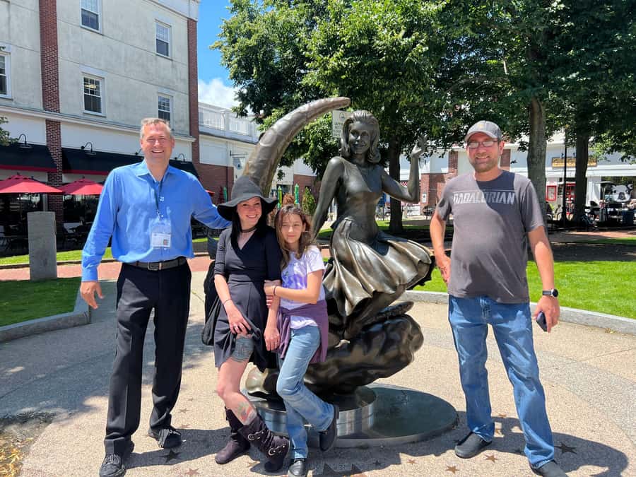 Salem: Witch Trial History and Salem Haunts Walking Tour - Is $25 good value for one hour?
