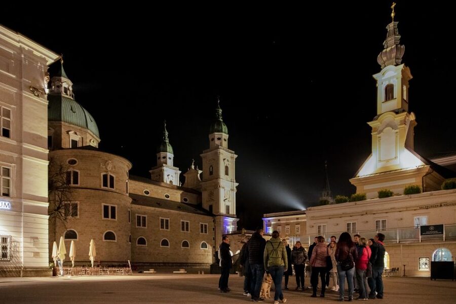 Salzburg: Dark History Tour - What the 90-minute route feels like
