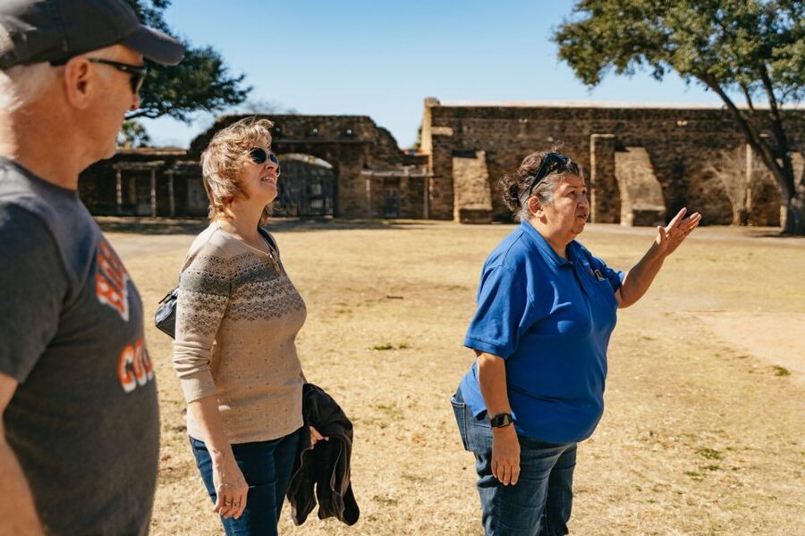 San Antonio: UNESCO World Heritage Missions Tour - Espada connects history to water