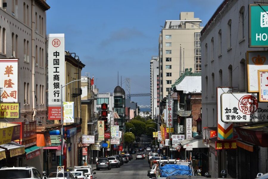 San Francisco: Chinatown Food and History Walking Tour - Portsmouth Square and the beginnings of Chinatown