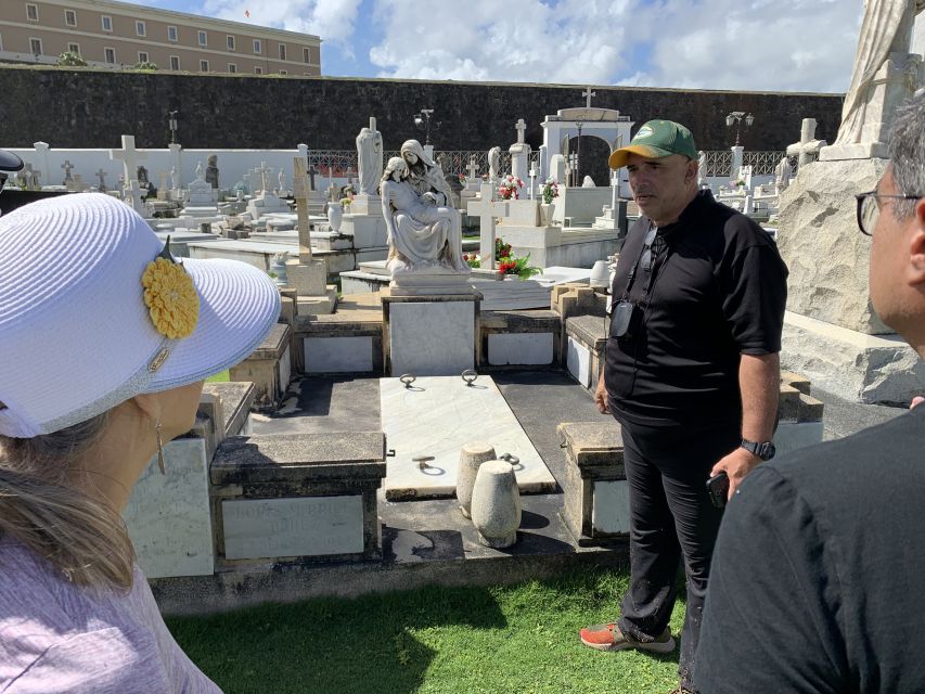 San Juan: Ghosts and Spooky History Walking Tour - El Convento Hotel and the city’s romantic ghosts